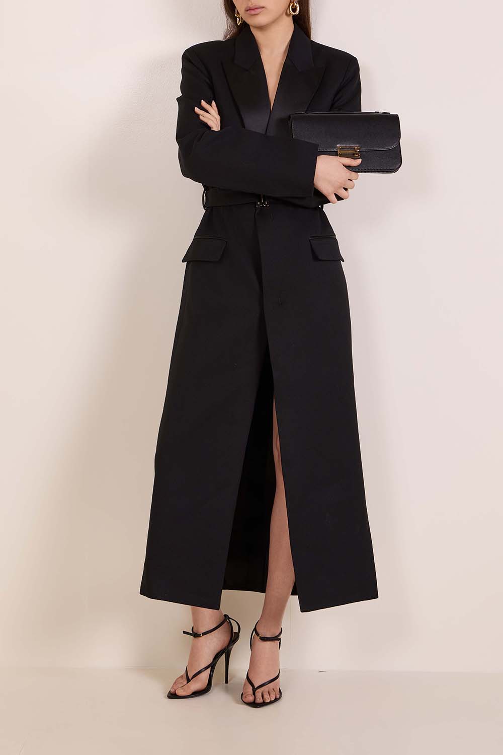 מעיל ארוך בסגנון בלייזר